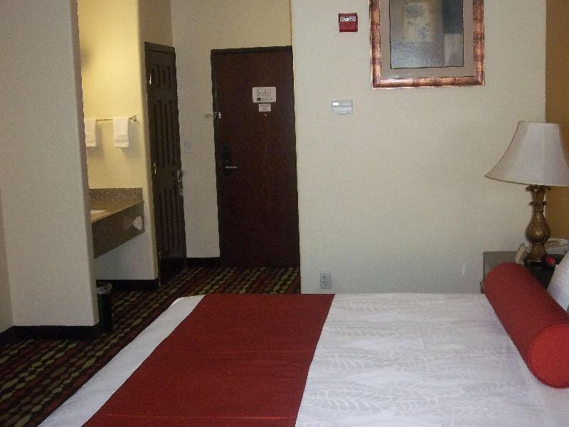 Best Western Greentree Inn&Suites Moore Exterior foto