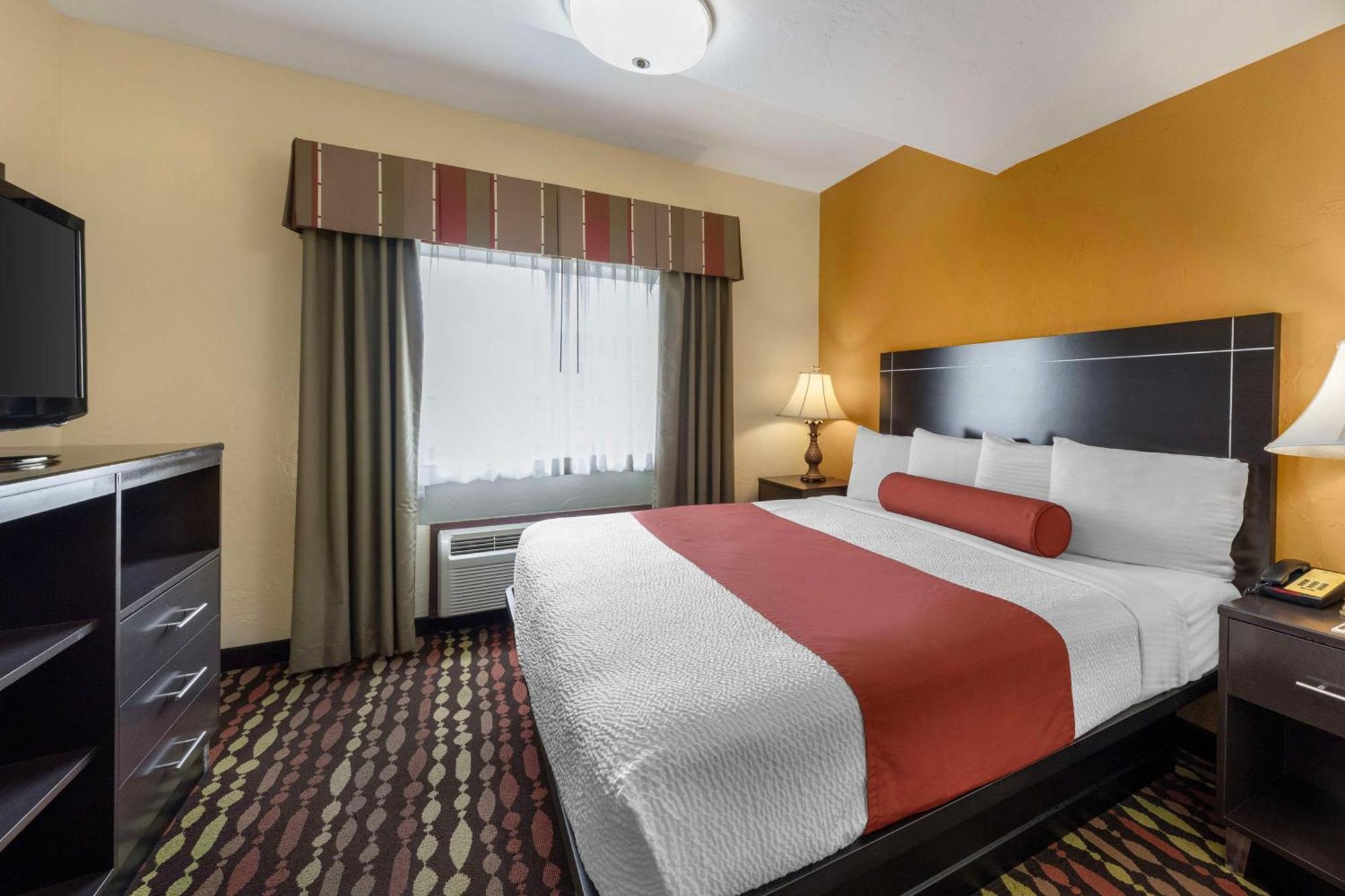Best Western Greentree Inn&Suites Moore Exterior foto
