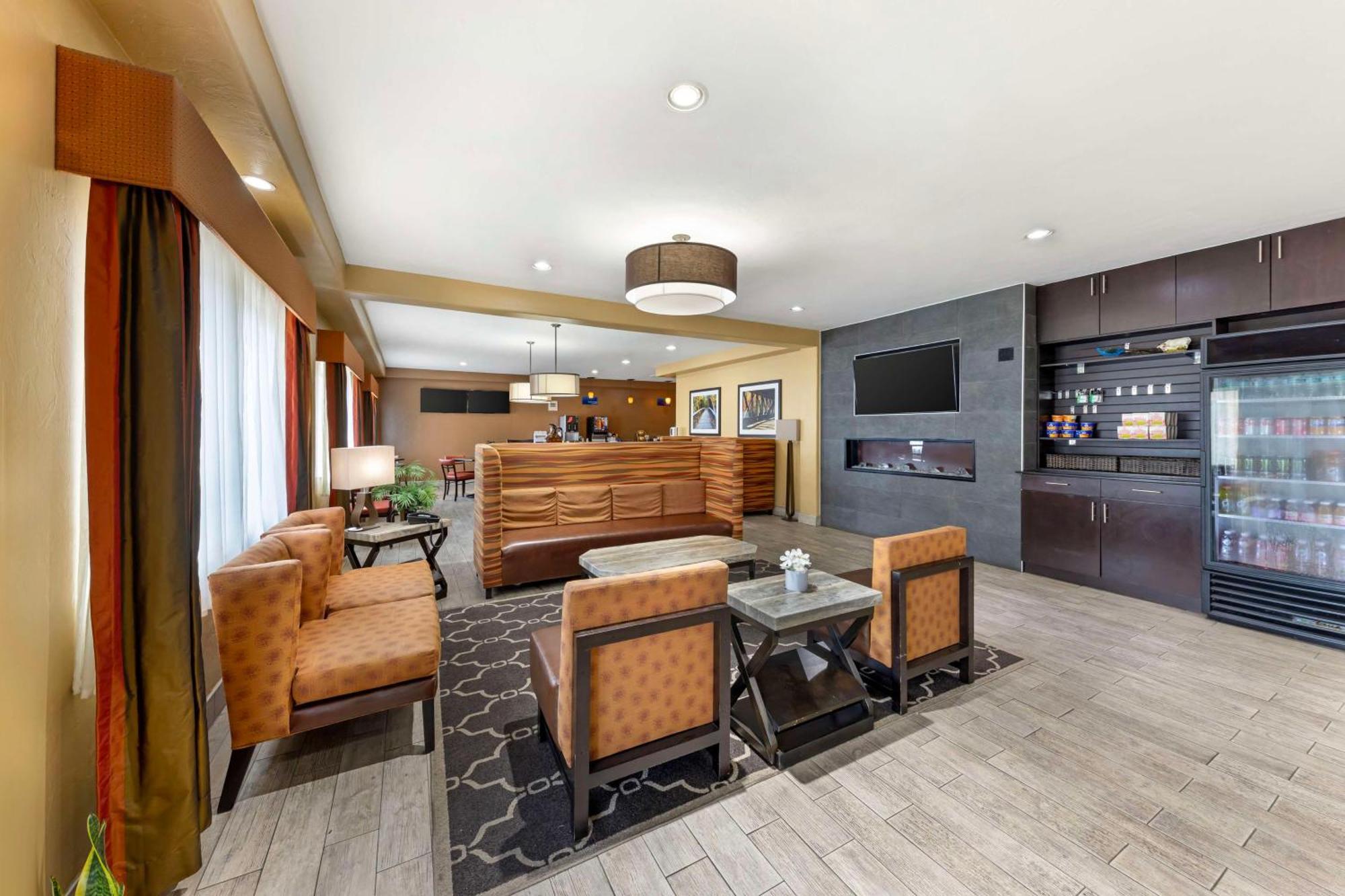 Best Western Greentree Inn&Suites Moore Exterior foto