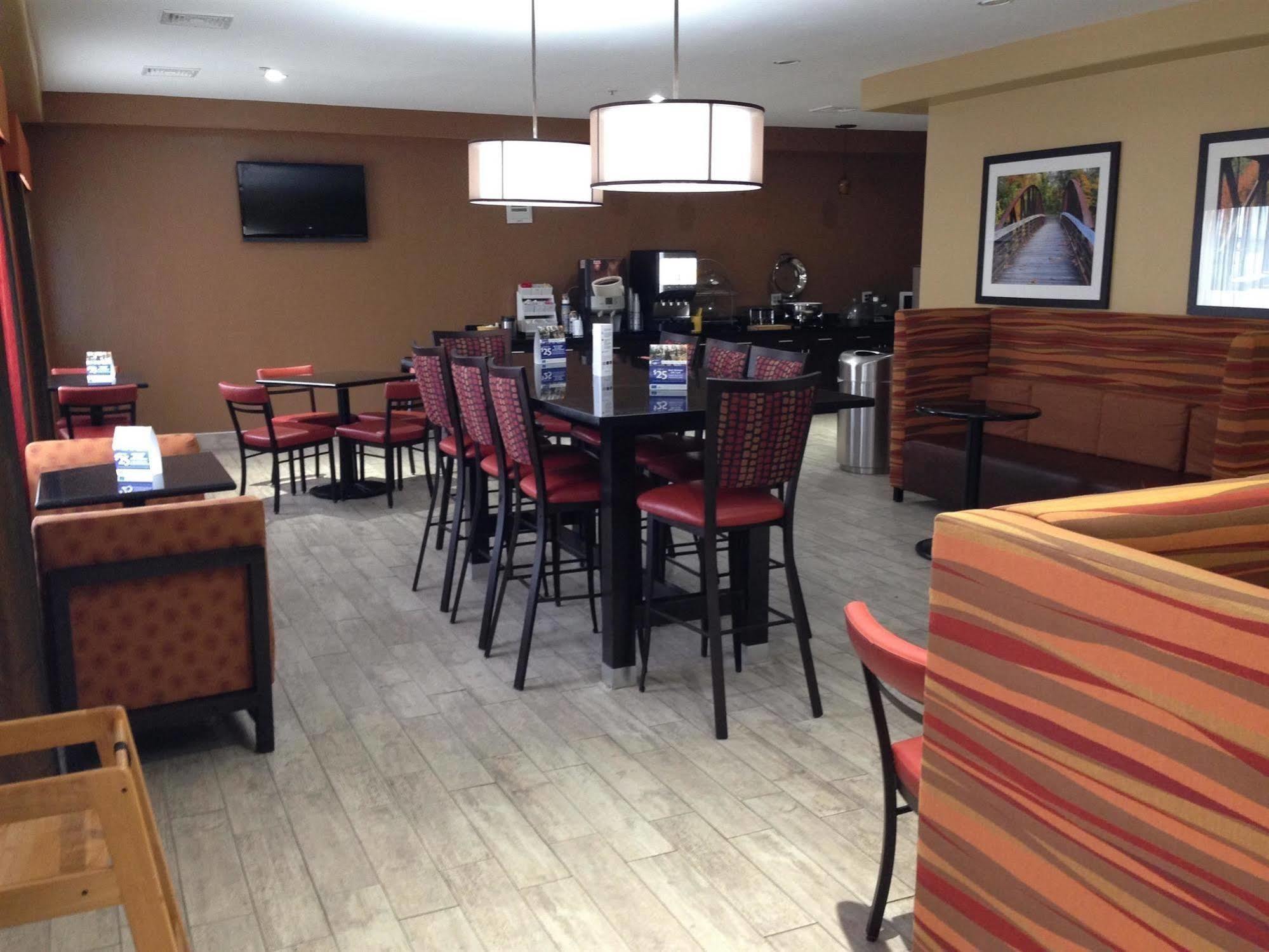 Best Western Greentree Inn&Suites Moore Exterior foto